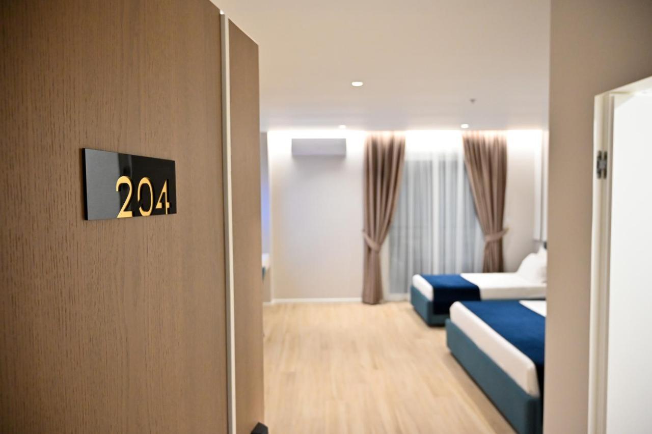 Hotel Vino Durres Bagian luar foto